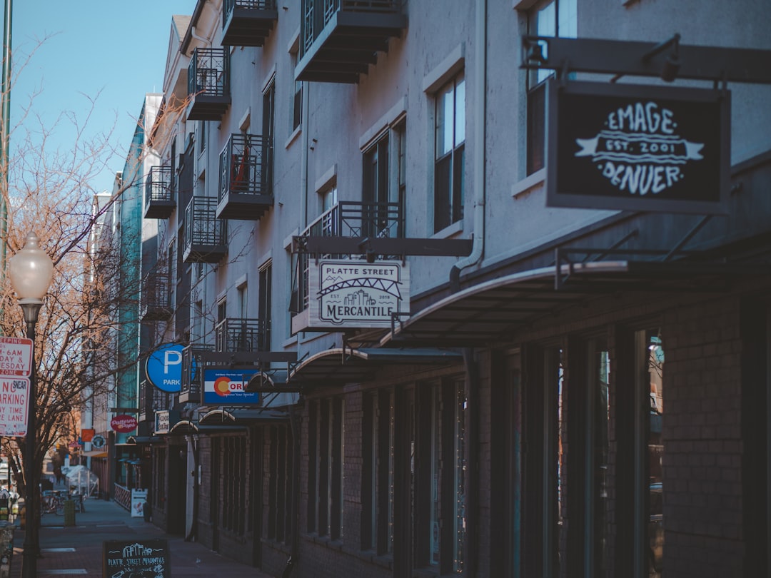 How to Dominate 'Head Shop Near Me' Searches in Your Market