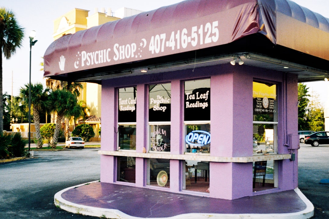 Is THCA Legal in Florida? What Shop Owners Need to Know