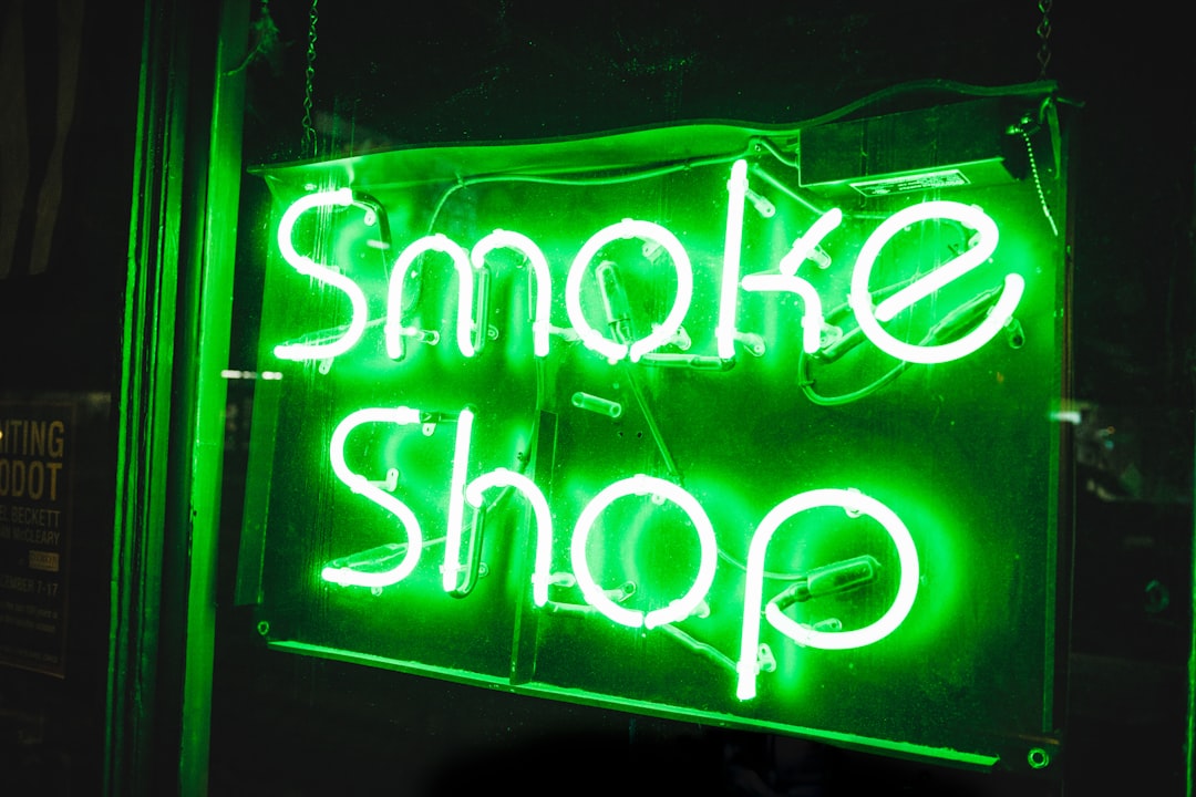 How 'Smoke Shop Near Me Within 1 Mi' Drives Foot Traffic—And What to Stock