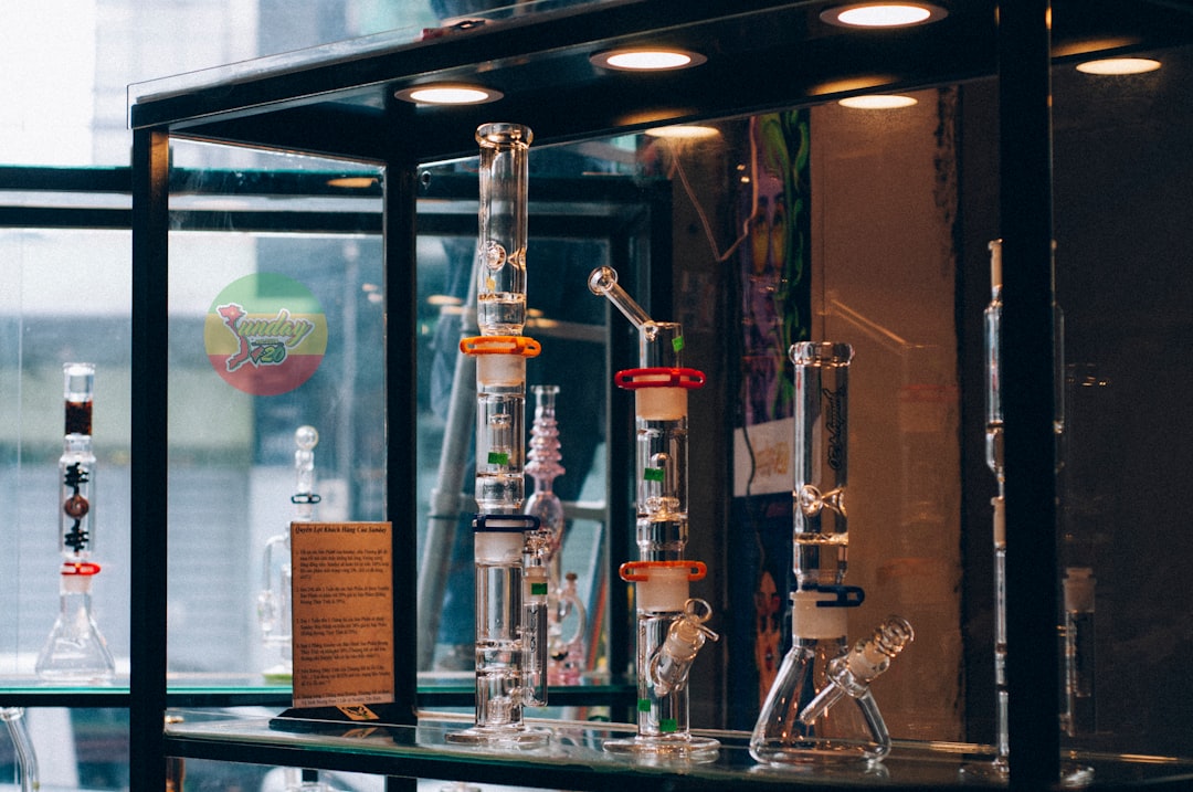 What Is a Head Shop? Definition, History & Retail Strategy